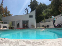 Kuřba, Brunetka, Dildo, Hardcore, Výprask, Přírodní prsa, Pička, Vyholené