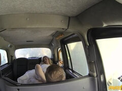 В машине, Семяизвержение, Член, Собачьи, Ноги, Лизание, На природе, Киски