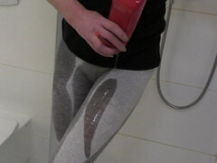 Amateur, Cuarto de baño, Culo grande, Tacones, Madres para coger, Orinar