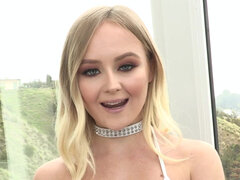 Blonde, Sucer une bite, Tir de sperme, Mignonne, Faciale, Bâillonner, Hard, Adolescente