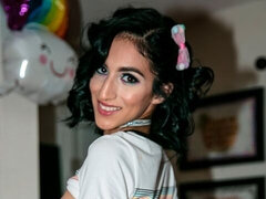 Grosser schwanz, Blasen, Braunhaarige, Sperma im mund, Hundestellung, Kurzes haar, Dürr, Jungendliche (18+)