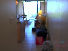 Blonde, Éjaculation interne, Tir de sperme, Pieds, Fétiche, Branlette thaïlandaise, Hd, Hôtel