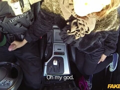 Enthousiasteling, Anaal, Auto, Sperma shot, Likken, Buiten, Gezichtspunt, Uniformpje