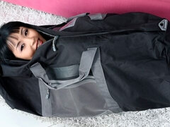 Azjatka, Duży tyłek, Duży kutas, Obciąganie, Brunetka, Styl na pieska, Nastolatki, Cycki