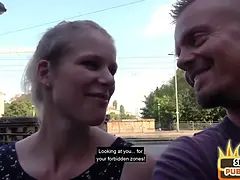 Amatör, Bitch, Tysk, Hd, Utomhus, Piercing, Offentlig, Tatuering