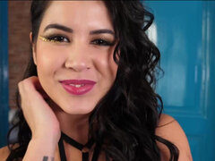 Anál, Zadek k puse, Kuřba, Brunetka, Dávení penisem, Péro, Džíny, Přírodní prsa