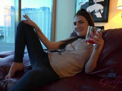 Brunett, Kvinna, Hd, Liten och nätt, Kissar, Pov, Rakad, Mager