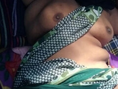 Muslim Aunty with Hindu Husband Hot Sexy Sperm Spread Video