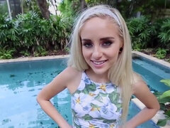 18 éves, Szőke, Cumizás, Pénisz, Kutya póz, Kézimunka, Filigrán alkatú, Tini