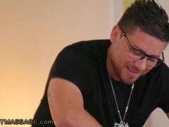 Duże cycki, Blondynka, Kutas, Hardcore, Hd, Lizanie, Mamuśka, Cipka