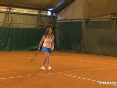 Πρωκτικό, Μεγάλος πούτσος, Μεγάλα βυζιά, Ξανθιά, Συμπαθητική, Ηδ, Τατουάζ, Τρίο