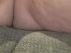 Rubbing the Clit Until I Cum