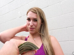 Americano, Rubia, Polla, Gimnasio, Masturbación, Al aire libre, Público, Coño