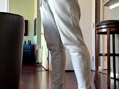 Amatéři, Velké péro, Nohy, Fetiš nohou, Gay, Honění, Masturbace, Sólo