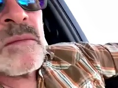 Velké péro, Auto, Stříkání spermatu, Gay, Vlasaté, Masturbace, Venku, Jezdectví