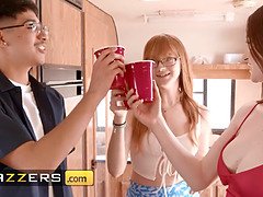 アナル, デカ尻, デカパイ, フェラチオ, 茶髪の, イマラチオ, 剃毛, タトゥー