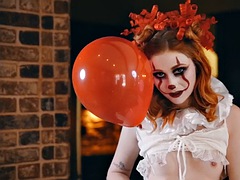 Iso kulli, Suihinotto, Spermashotti, Käsihoito, Alusvaatteet, Itsetyydytys, Punapää, Tissit