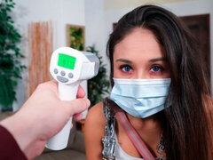 Tyłek, Obciąganie, Brunetka, Styl na pieska, Obciąganie, Ogolona, Odpędzanie, Cycki