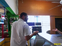 Amateur, Mamada, Morena, Corridas, Corridas faciales, Latina, Flaco, Tetas