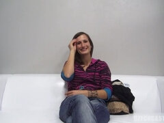 Brunett, Tjeckisk, Hardcore, Tuttar