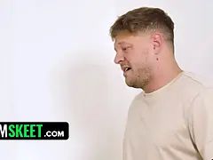 Curvy aussie sis norah juliette tricks stepbro into her crevasse