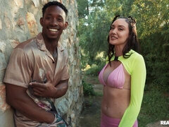 18, 큰 엉덩이, 큰 음경, 큰 가슴, 오랄섹스, 흑갈색 머리, 빼빼한, 청소년