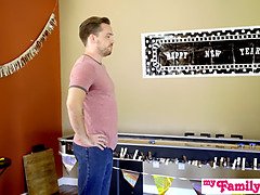 Anal, Stor kuk, Avsugning, Brunett, Creampie, Fitta, Skriker, Tuttar