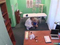 아마추어, 엉덩이, 오랄섹스, 닥터, 대단히, 사무실, 엉덩이 때리기, 유니폼