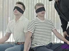 Blondynka, Obciąganie, Palcówka, Kneblowanie, Gej, Mięsień, Pirsing, Tatuaż