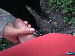 Amateur, Mamada, Coche, Estilo perrito, Pajear, Al aire libre, Pov, Público