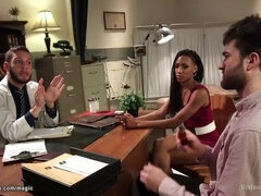 Bondáž, Cuckold, Dildo, Ebenové, Femdom, Fetiš, Dávení, Otrok