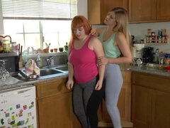 Amatoriale, Culo grosso, Tette grandi, Tedesca amatoriale, Latina, Lesbica, Mamma che vorrei scoparmi, Dildo indossabile