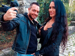 Hatalmas hátsó, Monumentális dákó, Tekintélyes didik, Cumizás, Gesztenyebarna, Érett feleség, Lóvé, Leborotvált