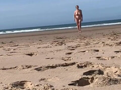 Plage, Seins naturels, Solo