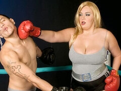 Belle grosse femme bgf, Gros cul, Grosse bite, Gros seins, Sucer une bite, Rondelette, En levrette, Seins naturels