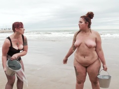 Mistress, Publiczny