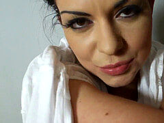 Amateur, Morena
