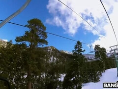 Grote kont, Grote mammen, Diep in de keel, Handbeurt, Hd, Gezichtspunt, Douche, Tatoeage