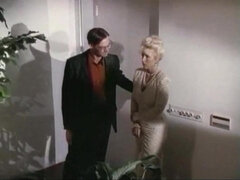 Szőke, Cumizás, Összeállítás, Ujjazás, Szőrös, Kőkemény, Régebbi évjáratú pornó