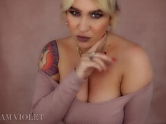 Amateur, Belle grosse femme bgf, Gros seins, Plantureuse, Seins naturels, Solo, Tatouage, Nénés