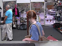 Amatoriale, Grande cazzo, Pompino, Ufficio, Punto di vista pov, Rossa, Puttana, Ragazza