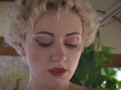 Tekintélyes didik, Szőke, Női, Hd, Egyedül, Tetkó, Játékszerek