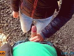 Kukk suging, Utendørs, Offentlig