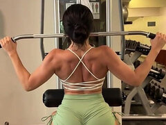 Amateur, Cul, Brunette brune, Gym, Indonésienne, Mère que j'aimerais baiser