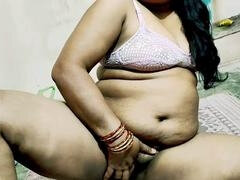 18 ans, Cul à la bouche, Gros cul, Fait maison, Indienne, Maman, Russe, Belle mère