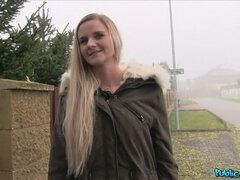 Leie, Blasen, Auto, Handjob, Im freien, Pov, Öffentlich, Muschi