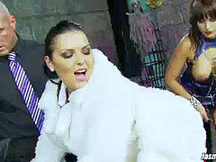 Brunette, Europeisk, Ansiktssperm, Milf, Barbert, Trekant