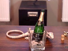 Old man and young girl start an oral sex adventure in HD