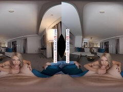 American Pornstar Gabbie Carter has the goodies and all for you - POV VR hardcore