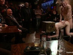 본디지 훈육 사디즘 마소치슴, 흑갈색 머리, 더블 삽입, 공개적인, 처벌, 거칠게, 노예, 관음증이 있는 사람